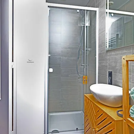 Nouveau Boheme Studio - Netflix & Clim - Centre Ville - Ideal Pro Ou Couple - Cosy & Confort - Offre Speciale Apartment *